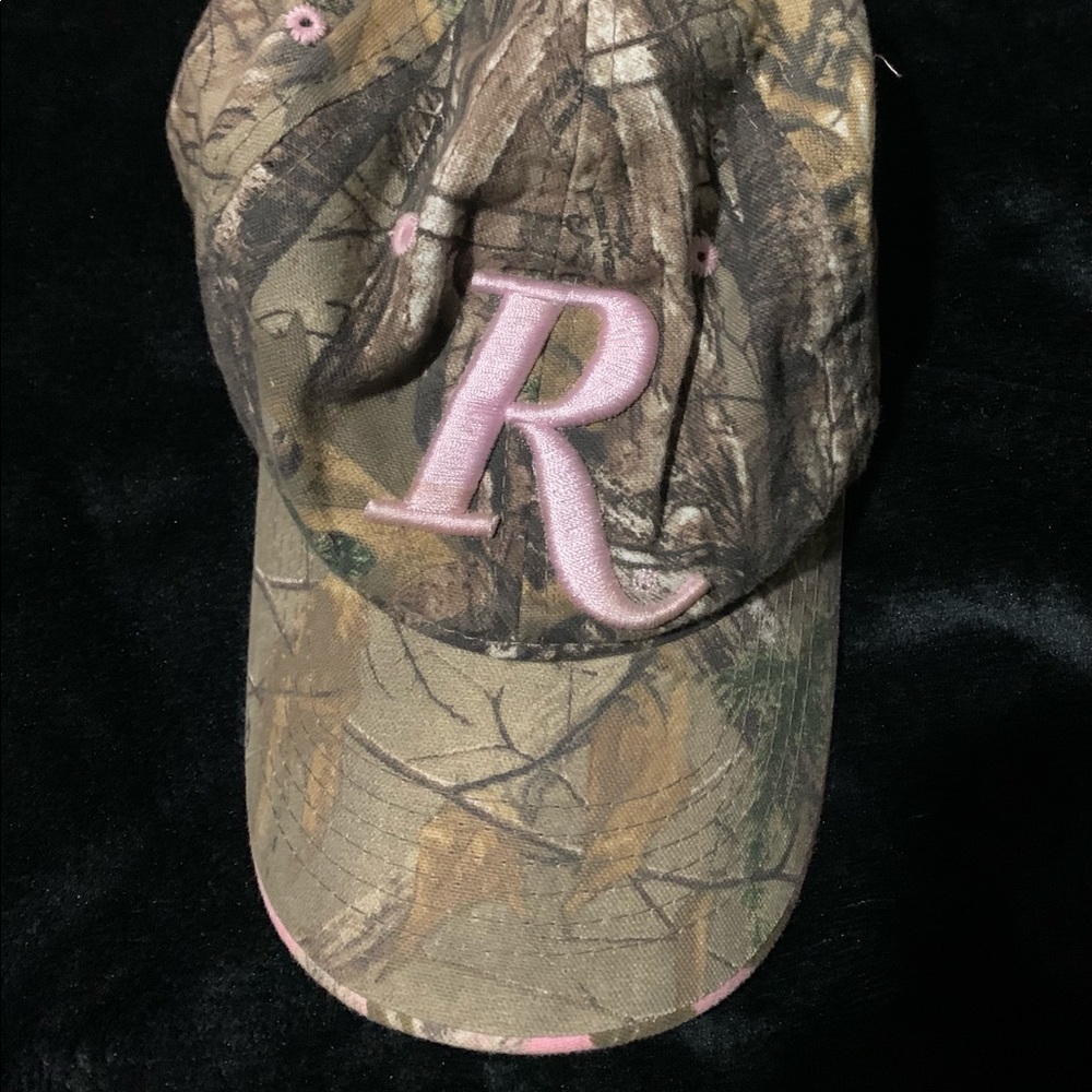 Woman’s camo hat